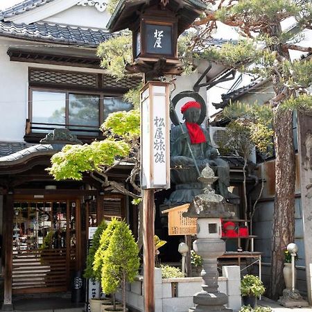 Jizokan Matsuya Ryokan Наґано Екстер'єр фото