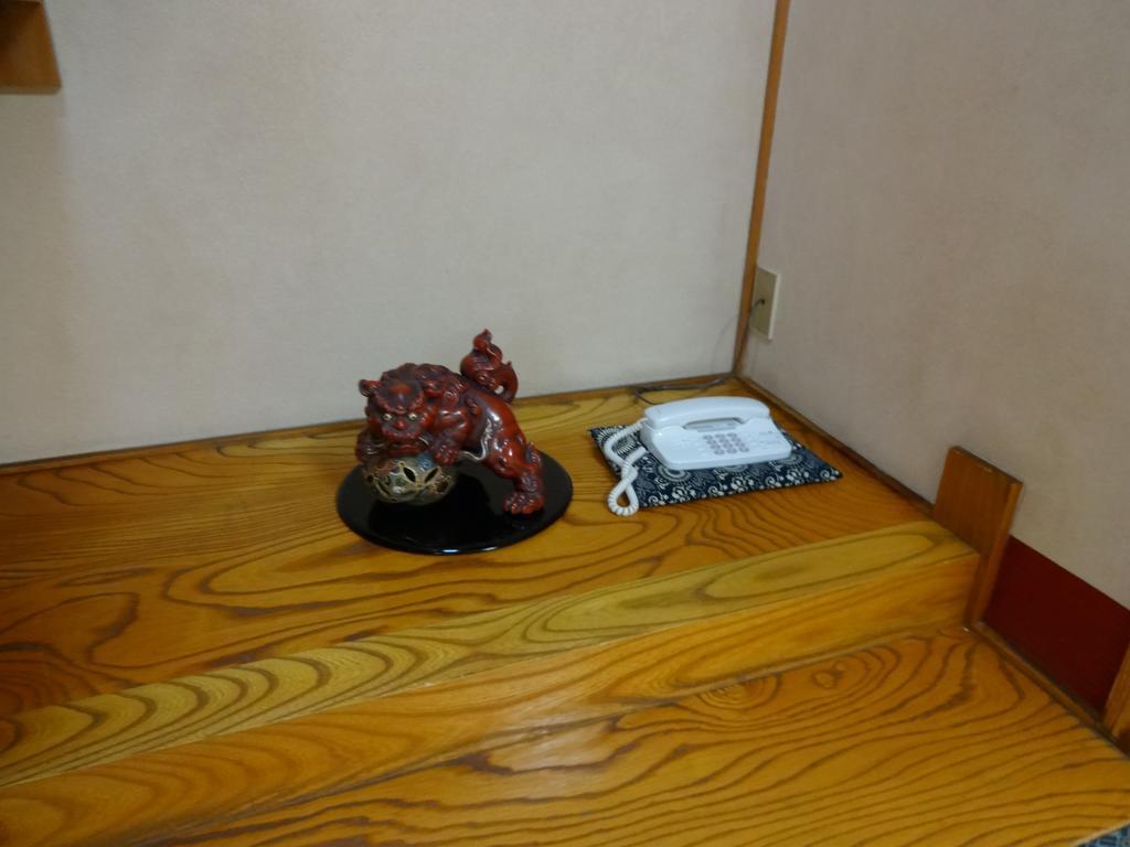 Jizokan Matsuya Ryokan Наґано Екстер'єр фото