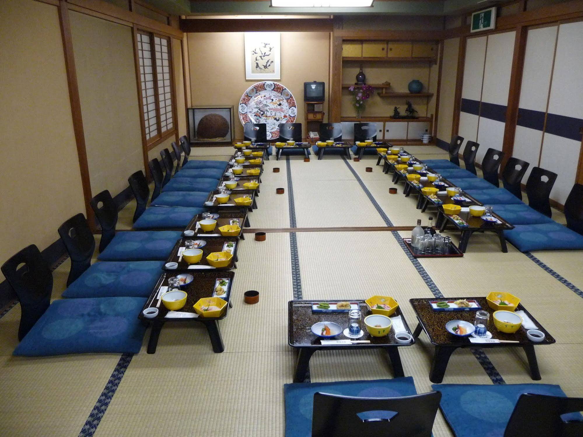 Jizokan Matsuya Ryokan Наґано Екстер'єр фото